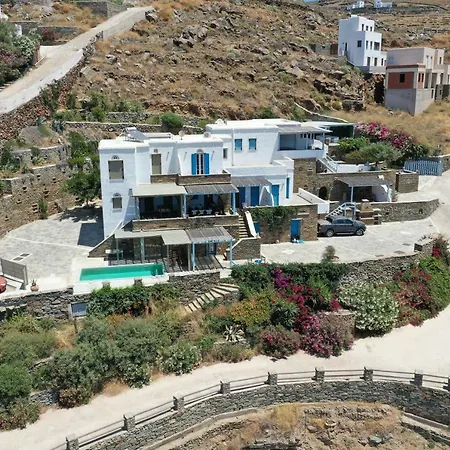 Villa Tinos Traditional Sea Side