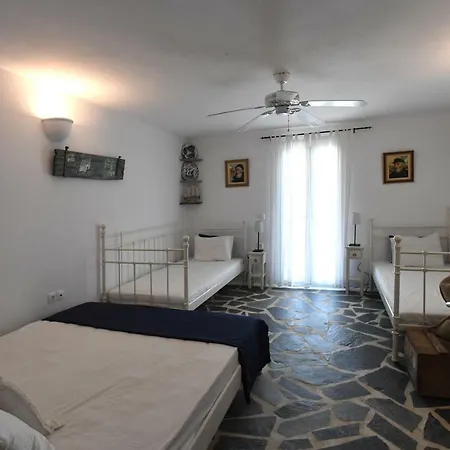 Tinos Traditional Sea Side 빌라 Agios Romanos