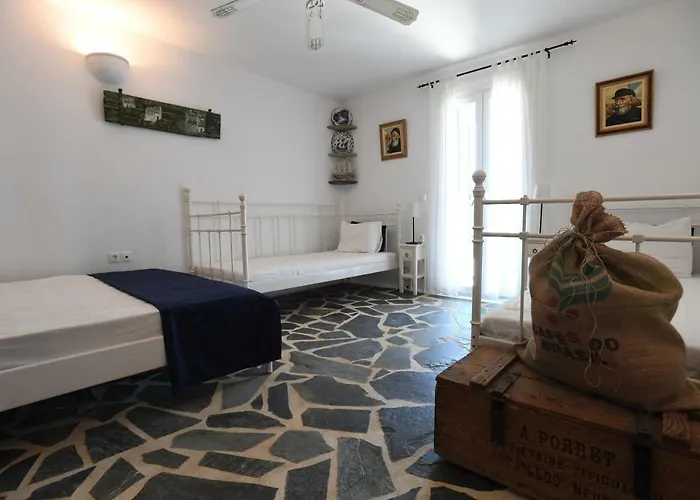 Villa Tinos Traditional Sea Side *